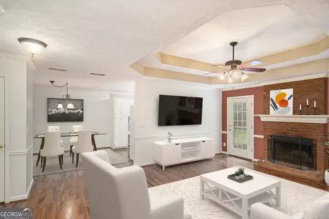 Living - 340 Radcliffe Trce, Covington, GA 30016 photo 4 of 5
