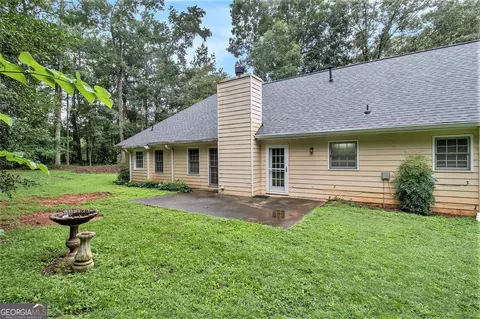 Exterior - 340 Radcliffe Trce, Covington, GA 30016 photo 5 of 14