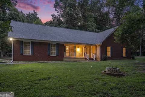 Exterior - 340 Radcliffe Trce, Covington, GA 30016 photo 12 of 14