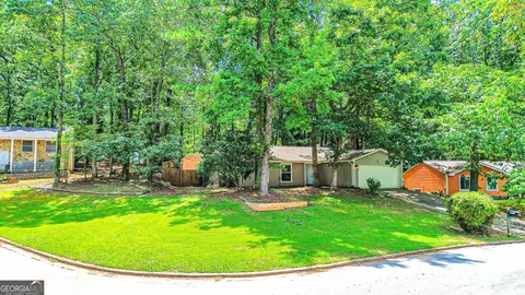 5285 Martins Crossing Rd, Stone Mountain, GA 30088