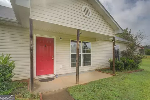 Exterior - 105 Bramble Bush Trl, Covington, GA 30014 photo 2 of 8
