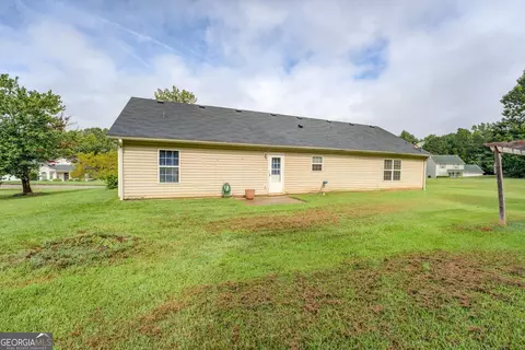 Exterior - 105 Bramble Bush Trl, Covington, GA 30014 photo 8 of 8
