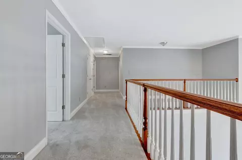 Entry Way - 209 Canterbury Dr, Lagrange, GA 30241 photo 9 of 11