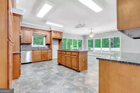 Kitchen - 209 Canterbury Dr, Lagrange, GA 30241 photo 1 of 5