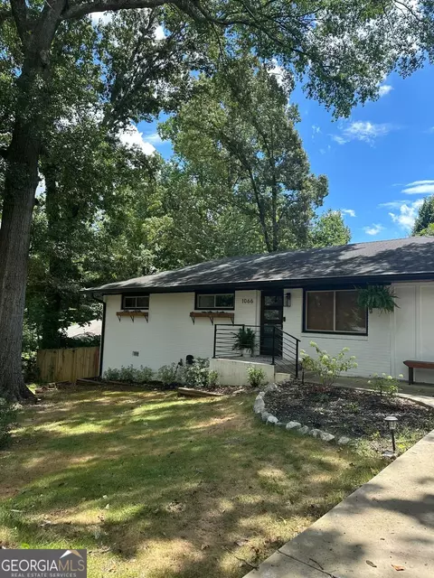 1066 Starline Dr SE, Smyrna, GA 30080