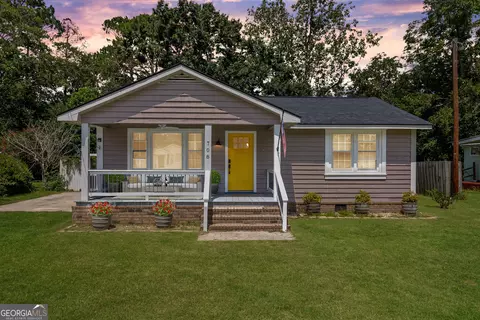 708 Virginia Ave, Glennville, GA 30427