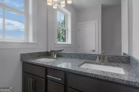 921 Echo Park Dr, Suwanee, GA 30024 photo 13