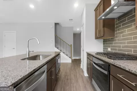 921 Echo Park Dr, Suwanee, GA 30024 photo 6