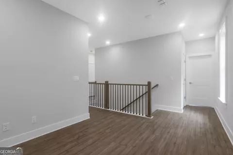 921 Echo Park Dr, Suwanee, GA 30024 photo 9