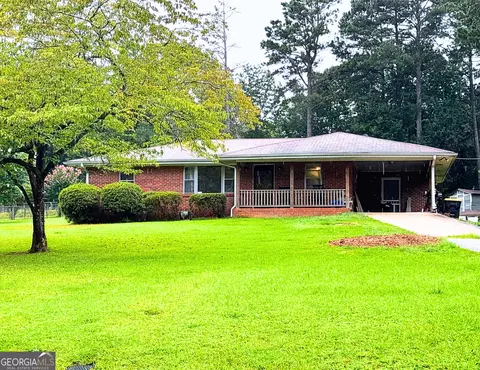 155 Austin Dr, Fayetteville, GA 30214