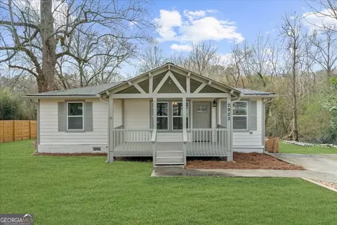 2923 Hall Dr SE, Smyrna, GA 30082