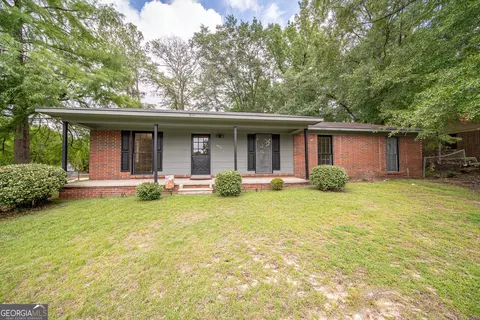 5833 Gleneden Dr, Columbus, GA 31907