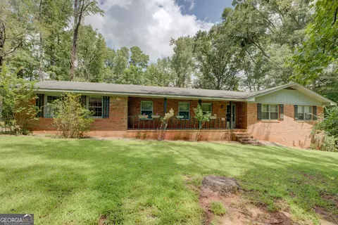 607 Hinton Rd, Social Circle, GA 30025