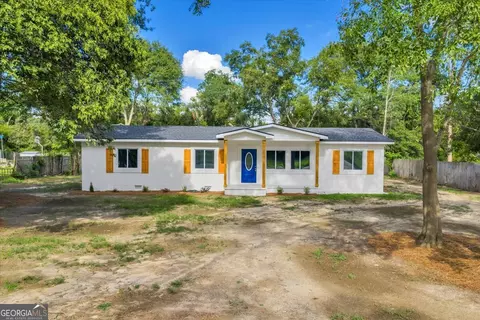 203 Zenith St, Dublin, GA 31021