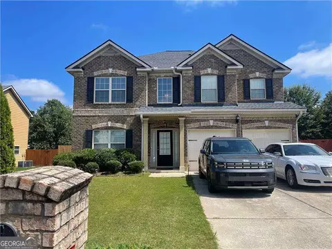 7729 Sylvaner Ln, Atlanta, GA 30349