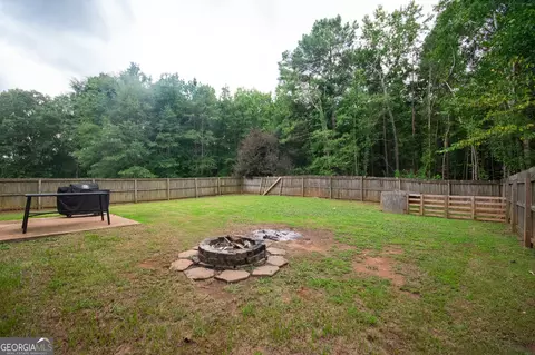 Exterior - 131 Cedar Ridge Dr, Lagrange, GA 30241 photo 7 of 8