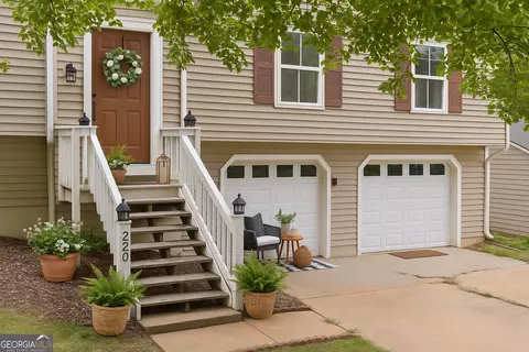 220 Magnolia Tree Ct, Johns Creek, GA 30022