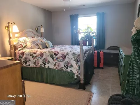 Bedroom - 305 Lenox Cir, Lagrange, GA 30241 photo 1 of 2