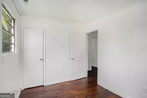 Bedroom - 243 Glenn St, Jackson, GA 30233 photo 6 of 7