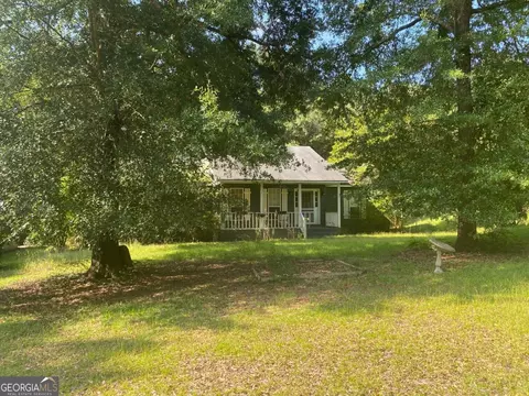 37 Hillcrest Rd, Lumpkin, GA 31815
