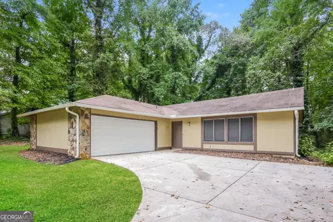 6837 Timbers East Dr, Lithonia, GA 30058