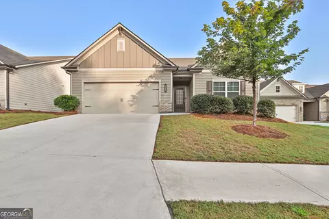 228 Dorothy Ln, Lawrenceville, GA 30046
