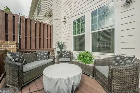 719 Topsail Ln, Alpharetta, GA 30005