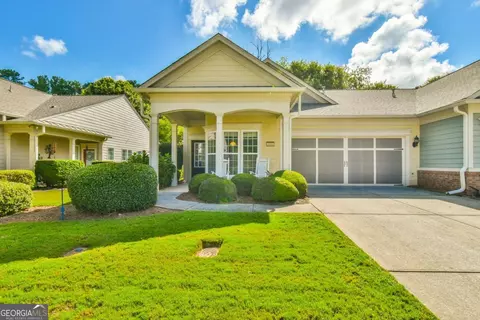 6184 Longleaf Dr, Hoschton, GA 30548