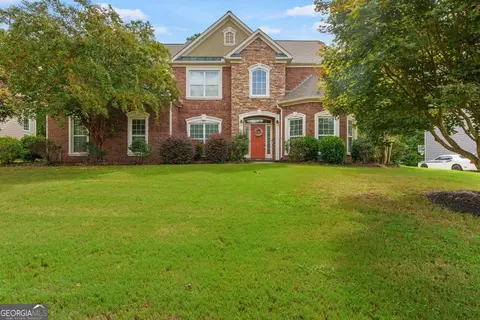 6142 Golf View Xing, Locust Grove, GA 30248