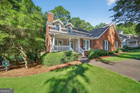 1073 Clubhouse Ln, Greensboro, GA 30642
