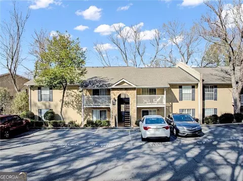 2955 Seven Pine Ln #204, Atlanta, GA 30339