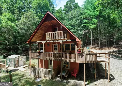 147 Blair Oaks Dr, Blairsville, GA 30512