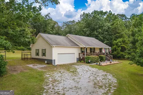471 Antioch Rd, Franklin, GA 30217