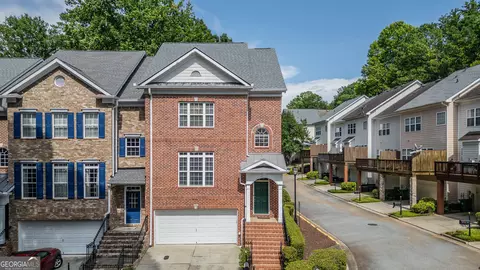 3136 Mercer University Dr #6, Chamblee, GA 30341