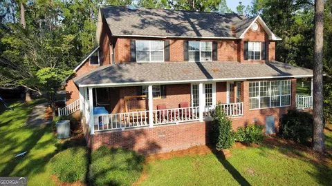 152 Owl Head Trl, Hazlehurst, GA 31539
