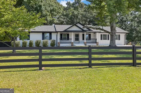 1686 Norton Estates Dr, Snellville, GA 30078