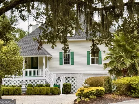 132 Grand Oaks Ln, St. Simons, GA 31522