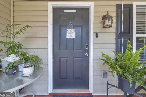 Exterior - 195 Shannons Pl, Comer, GA 30629 photo 5 of 9