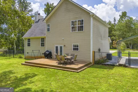 Exterior - 195 Shannons Pl, Comer, GA 30629 photo 7 of 9