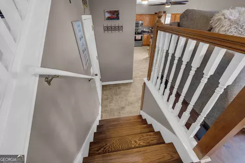 Entry Way - 195 Shannons Pl, Comer, GA 30629 photo 2 of 5