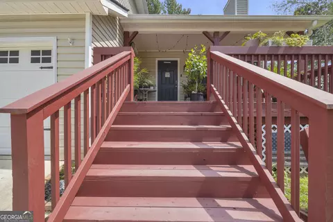 Exterior - 195 Shannons Pl, Comer, GA 30629 photo 3 of 9