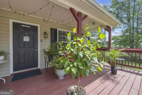 Exterior - 195 Shannons Pl, Comer, GA 30629 photo 4 of 9