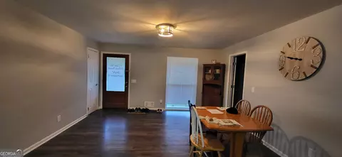 Entry Way - 175 Orchard Dr, Commerce, GA 30529 photo 2 of 2