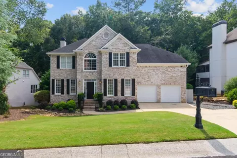 824 Hillcrest Ln, Woodstock, GA 30189