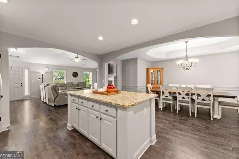 2112 Perry Place Ln, Monroe, GA 30656 photo 12