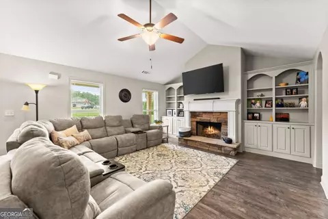 2112 Perry Place Ln, Monroe, GA 30656 photo 7