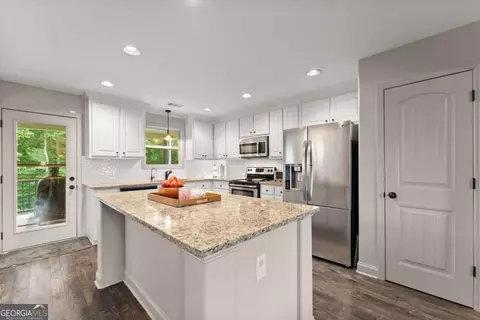 2112 Perry Place Ln, Monroe, GA 30656 photo 9