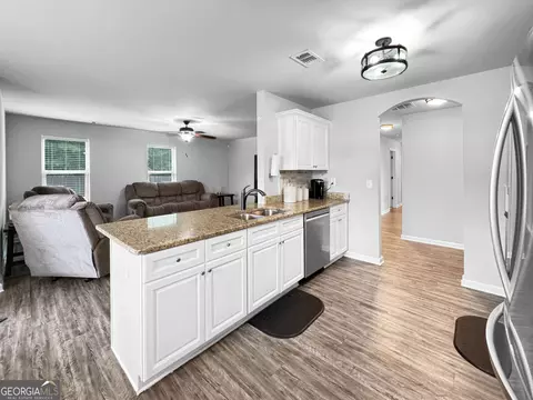 837 Weldon Rd, Forsyth, GA 31029 photo 4