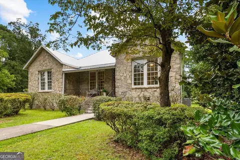 1206 Wesley St, Oxford, GA 30054