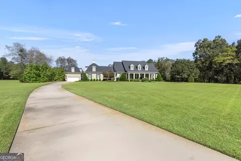 1017 Chattahoochee Dr, Bonaire, GA 31005